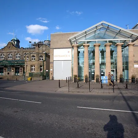 Star * Harrogate
